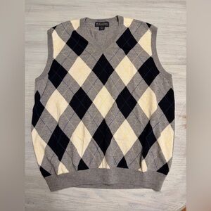 Brooks Brothers V-Neck Argyle Sweater Vest - Gray, Black, and Cream 100% wool